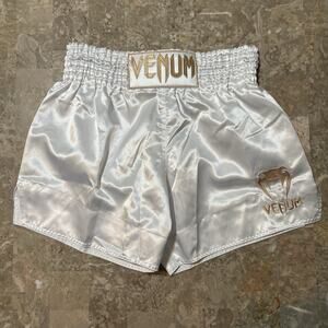 Venum Muay Thai Shorts Mens 2XL White Gold MMA UFC Lightweignt Gym